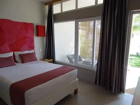 Comfort Oda, Teras