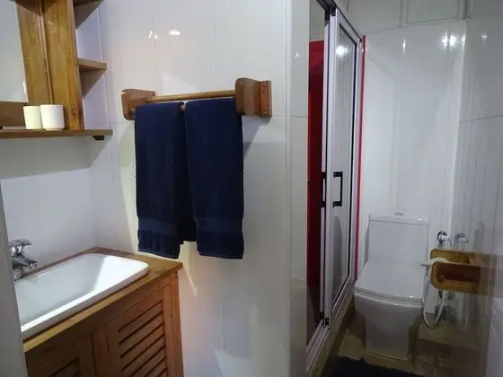 Comfort Oda, Teras