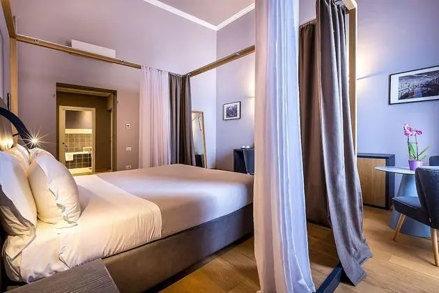 Süit, Nehir Manzaralı