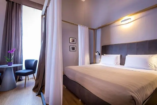 Süit, Nehir Manzaralı