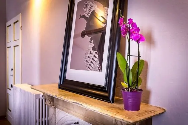 Süit, Nehir Manzaralı