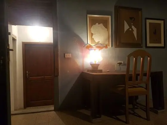 Standard Tek Büyük veya İki Ayrı Yataklı Oda, Ortak Banyo