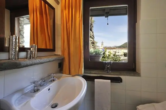 Honeymoon Villa, 1 Çift Kişilik Yatak, Göl Kenarı (La Torre Di Porlezza)