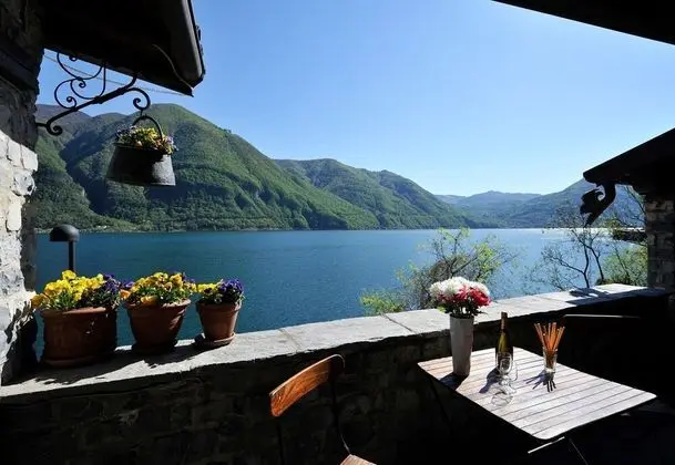 Honeymoon Villa, 1 Çift Kişilik Yatak, Göl Kenarı (La Torre Di Porlezza)