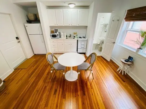 La Tortuga Suite 2