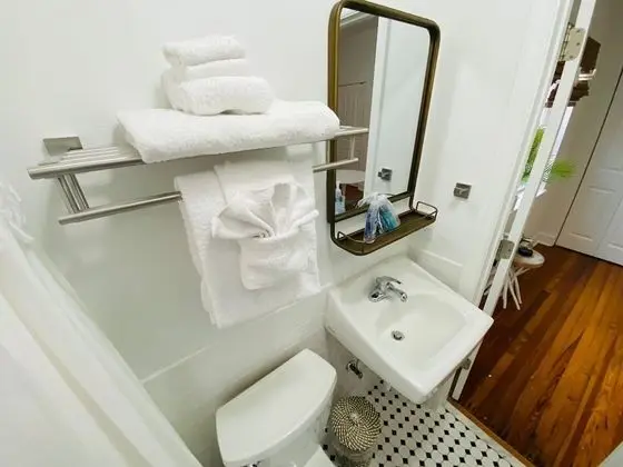 La Tortuga Suite 2