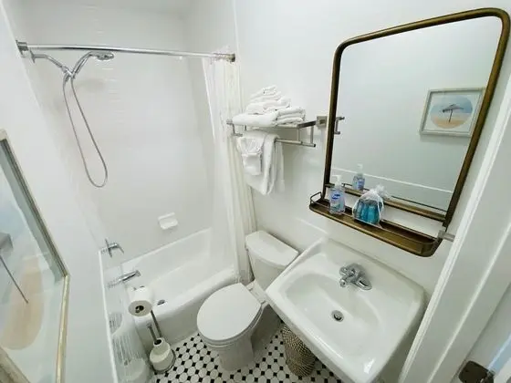 La Tortuga Suite 2