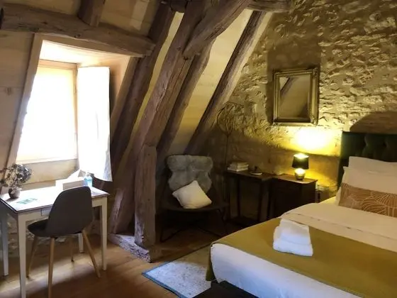 Luxury Tek Büyük Yataklı Oda