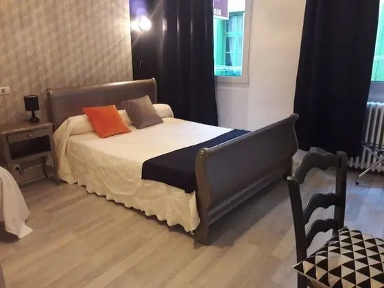Üç Kişilik Oda