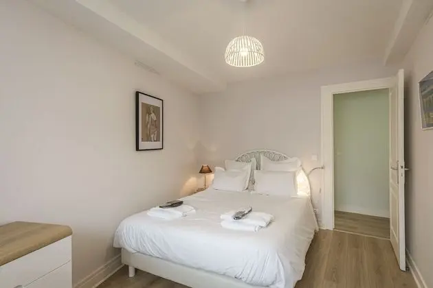 Superior Kır Evi, Banyolu/Duşlu (Agnés Sorel)