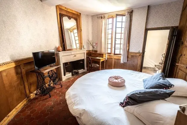 Tek Büyük Yataklı Oda