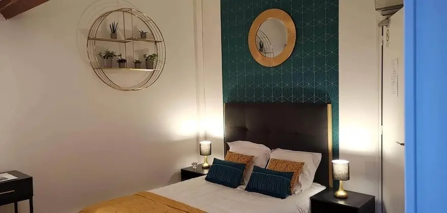 Tek Büyük Yataklı Oda