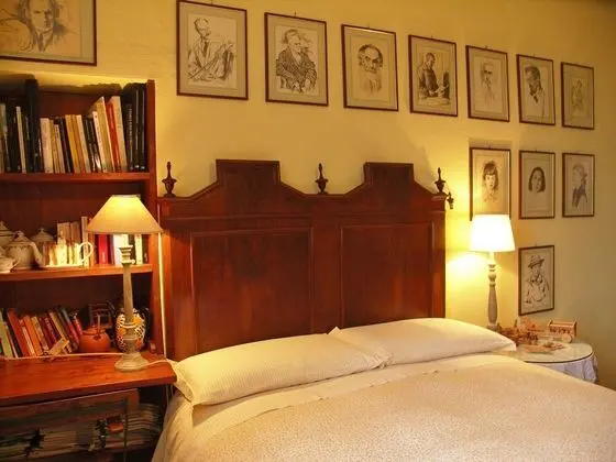 Tek Büyük Yataklı Oda