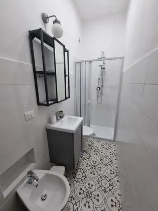 Üç Kişilik Oda, Özel Banyo