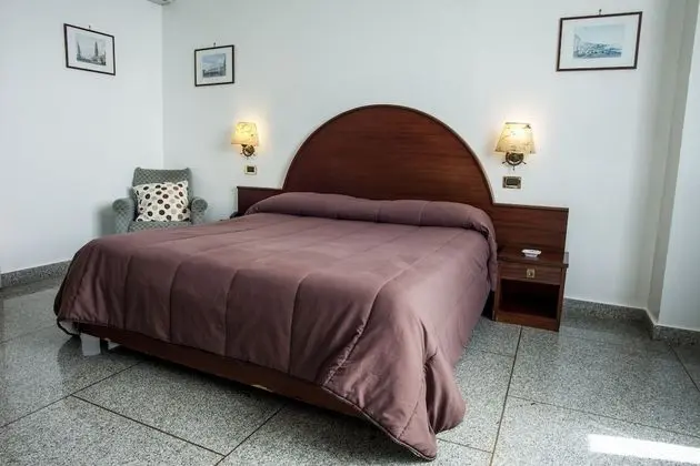 Üç Kişilik Oda, Özel Banyo