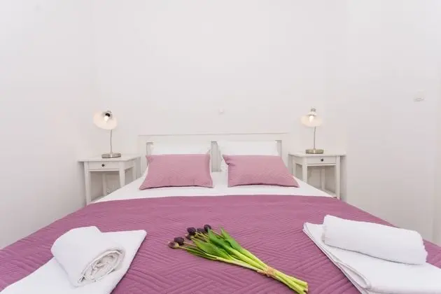 Apart Daire (Comfort 1 Bedroom Apt with Terrace)