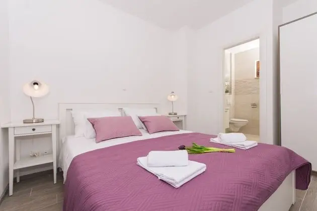 Apart Daire (Comfort 1 Bedroom Apt with Terrace)