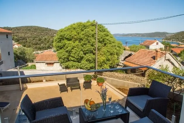 Apart Daire (Comfort 1 Bedroom Apt with Terrace)