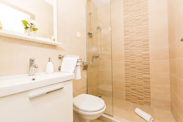 Apart Daire (Comfort 1 Bedroom Apt with Terrace)