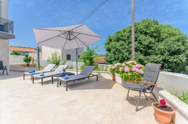 Apart Daire (Comfort 1 Bedroom Apt with Terrace)
