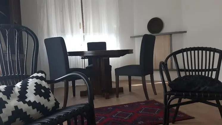 Apart Daire, 3 Yatak Odası, Balkon, Bahçe Manzaralı
