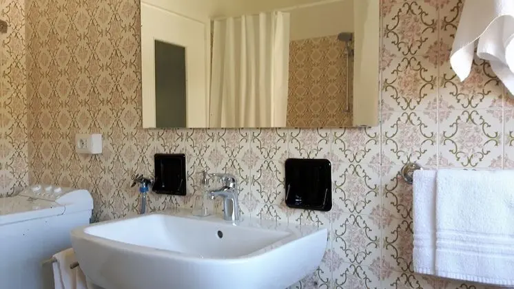 Apart Daire, 3 Yatak Odası, Balkon, Bahçe Manzaralı