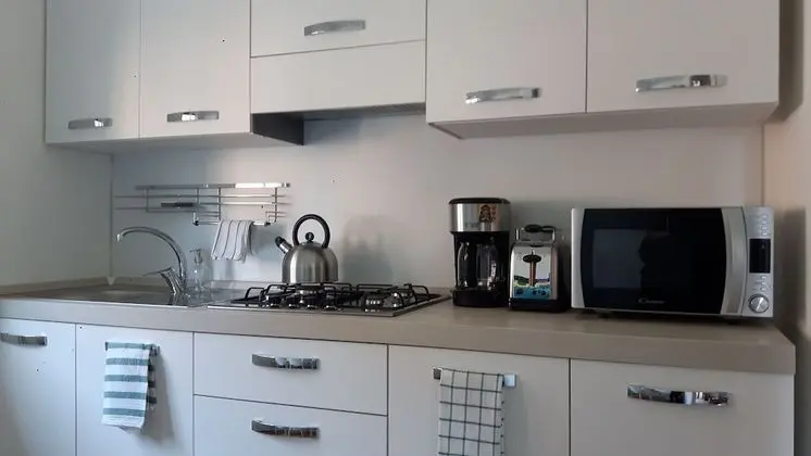 Apart Daire, 3 Yatak Odası, Balkon, Bahçe Manzaralı