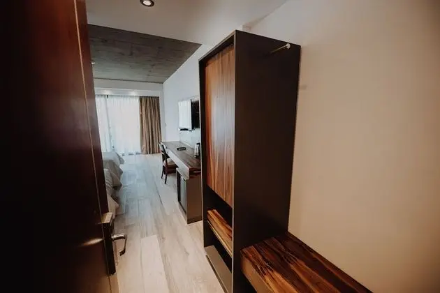 Deluxe Oda, 1 En Büyük (King) Boy Yatak