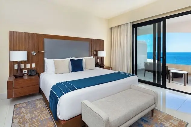One Bedroom Suite Ocean View