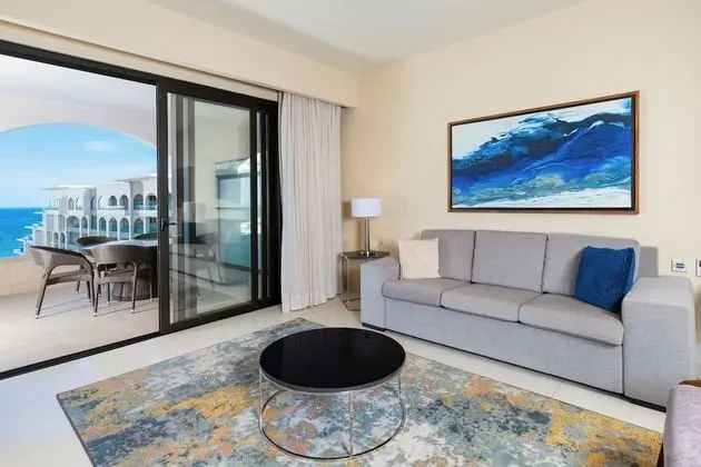 One Bedroom Suite Ocean View