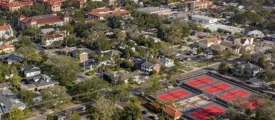 Ev (La Valencia)