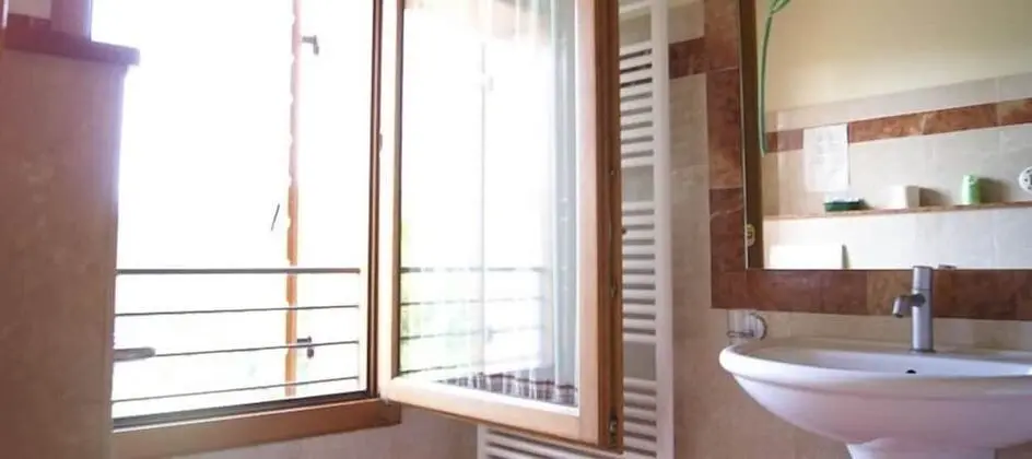 Tek Büyük Yataklı Oda, Tepe Manzaralı