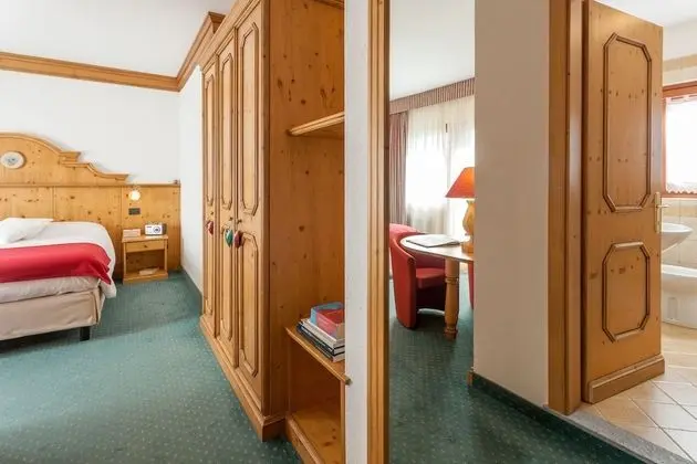 Deluxe Tek Büyük veya İki Ayrı Yataklı Oda