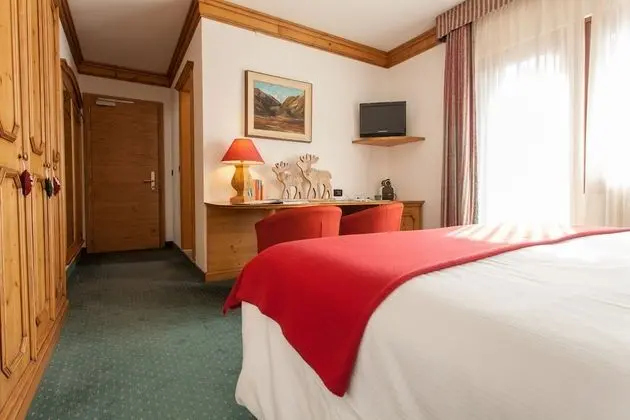 Deluxe Tek Büyük veya İki Ayrı Yataklı Oda