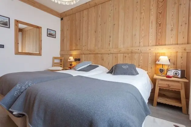 Standard Tek Büyük veya İki Ayrı Yataklı Oda