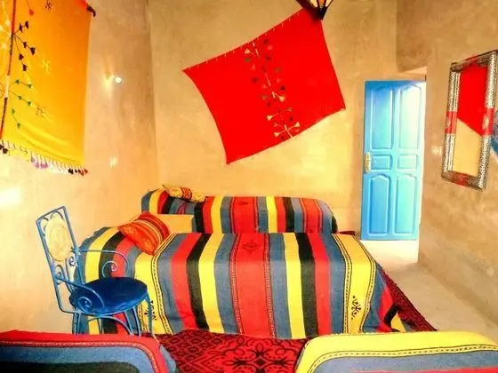 Family Oda, Özel Banyo, Avlu Manzaralı