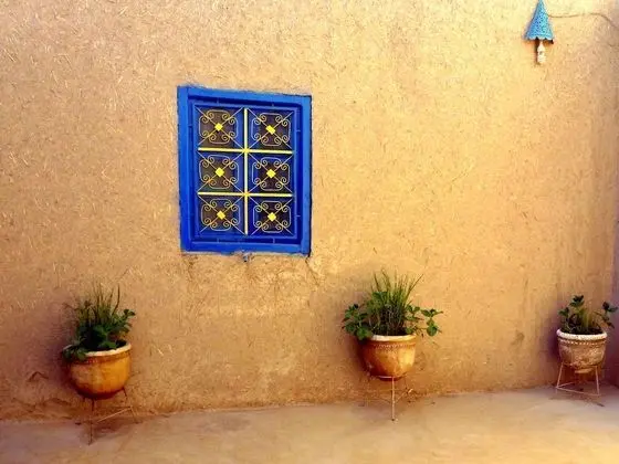 Family Oda, Özel Banyo, Avlu Manzaralı