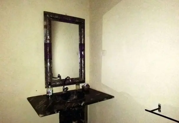 Family Oda, Özel Banyo, Avlu Manzaralı