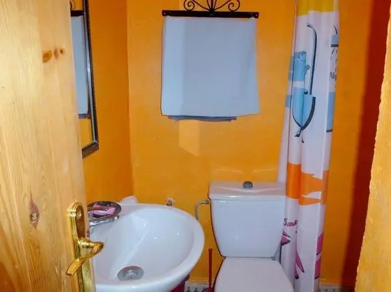 Tek Büyük veya İki Ayrı Yataklı Oda, 1 Çift Kişilik veya 2 Tek Kişilik Yatak, Özel Banyo