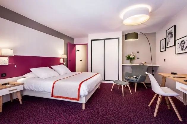 Comfort Tek Büyük Yataklı Oda