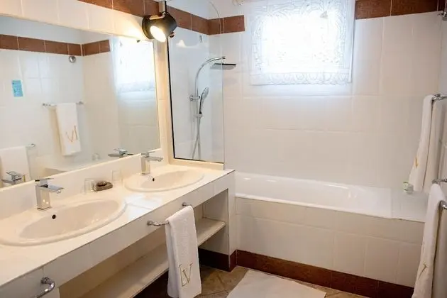 Deluxe Tek Büyük Yataklı Oda, 1 Çift Kişilik Yatak, Sigara İçilmez