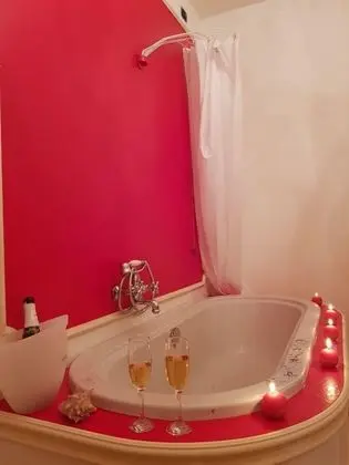 Luxury Oda, Havuz Manzaralı
