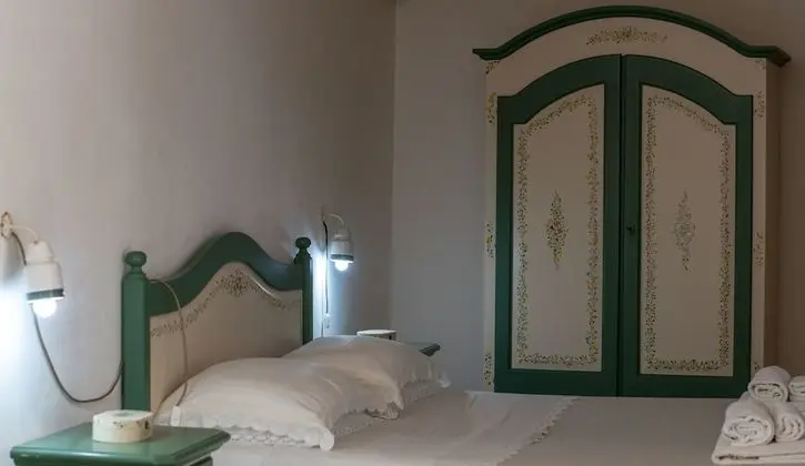 Üç Kişilik Oda