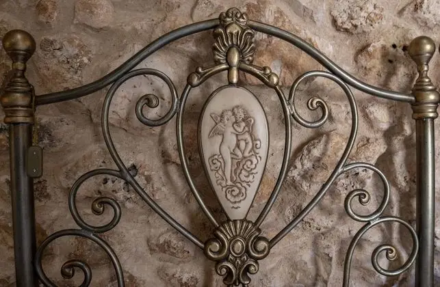 Üç Kişilik Oda