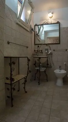 Üç Kişilik Oda
