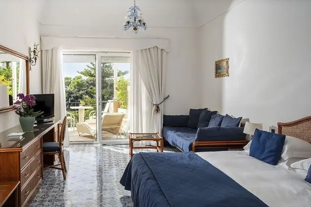 Junior Süit, Teras, Deniz Manzaralı (Classic Junior Suite terrace sea view)