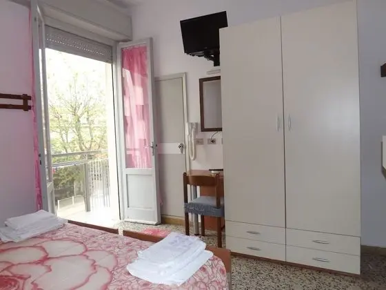 Standard Dört Kişilik Oda