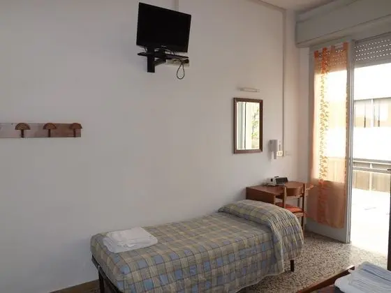 Standard Üç Kişilik Oda
