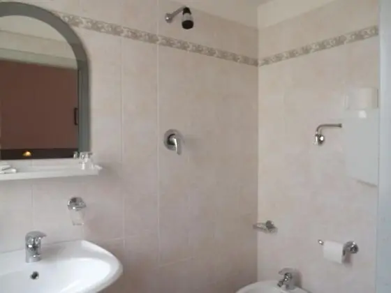 Standard Üç Kişilik Oda