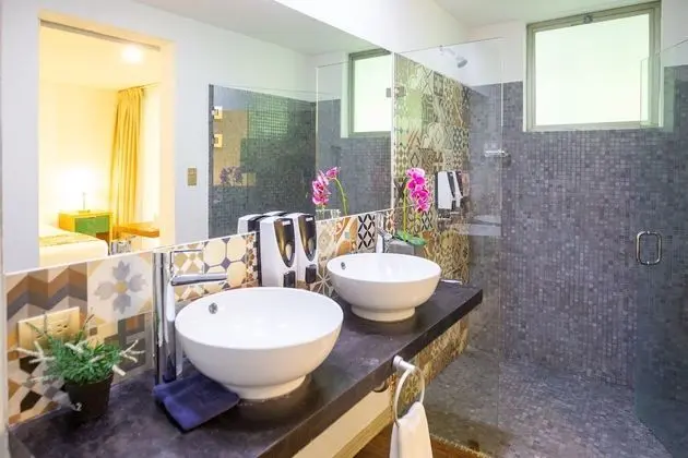 Suite, 1 Bedroom, Terrace, Garden View